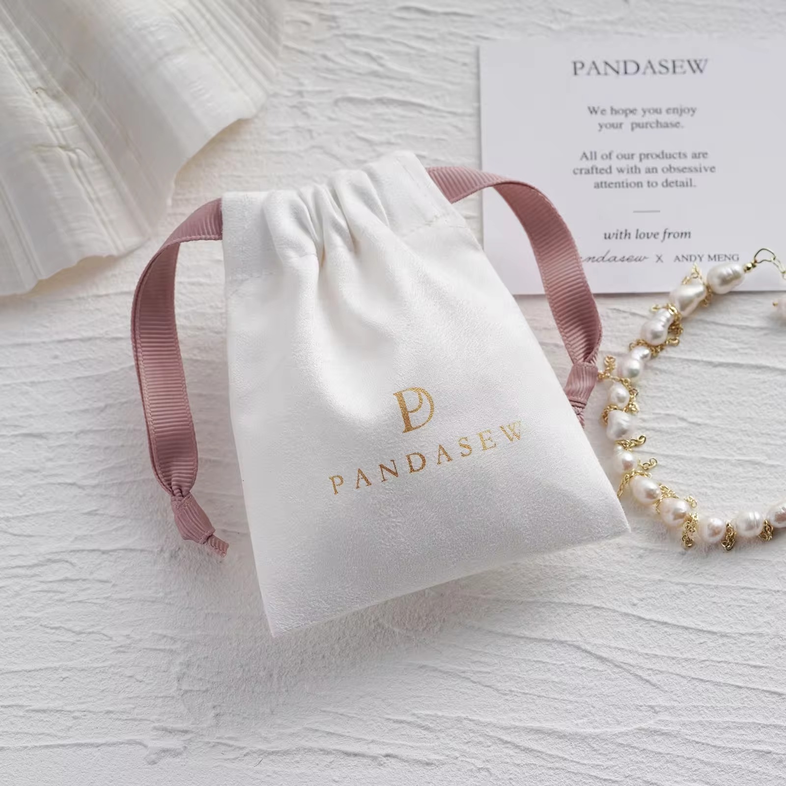 Luxury Bags For School - Luxe suède trekkoordtasje met roze lintjes